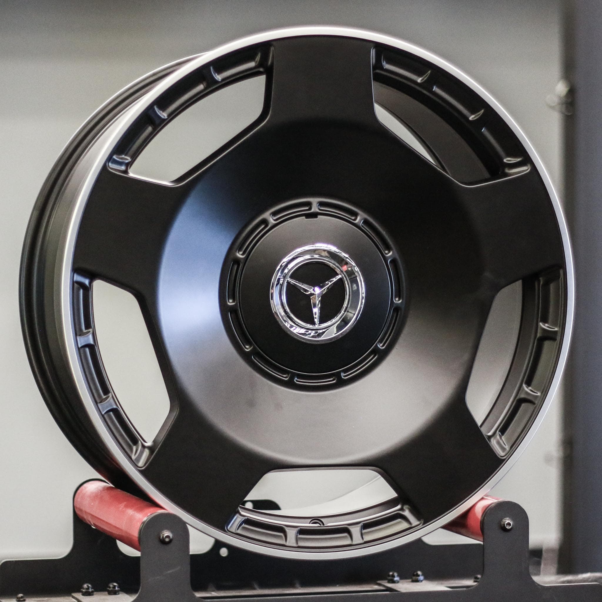 W805 22" MERCEDES BENZ 5X130