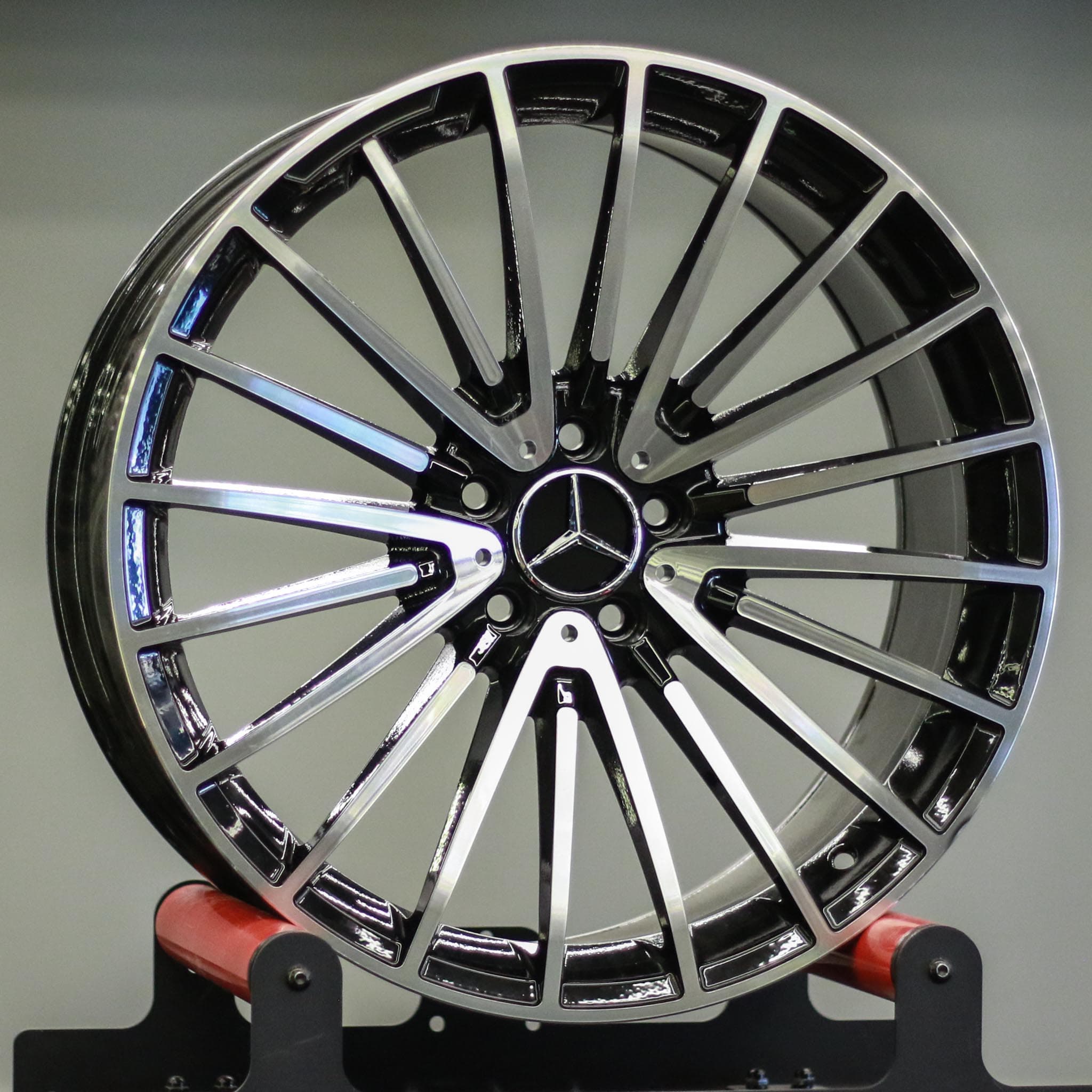 W812 (H3064) 20" MERCEDES BENZ 5X112