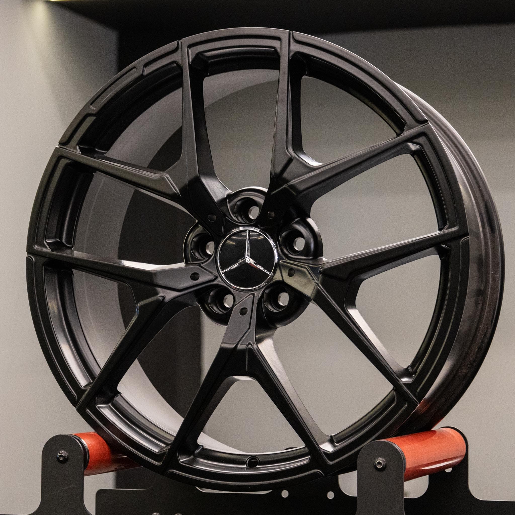 W838 (1021) 19" MERCEDES BENZ 5X112