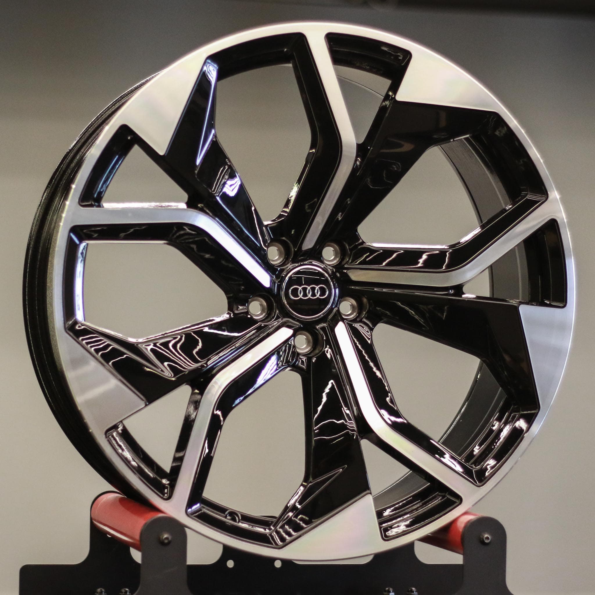 IV-616 22" AUDI 5X112