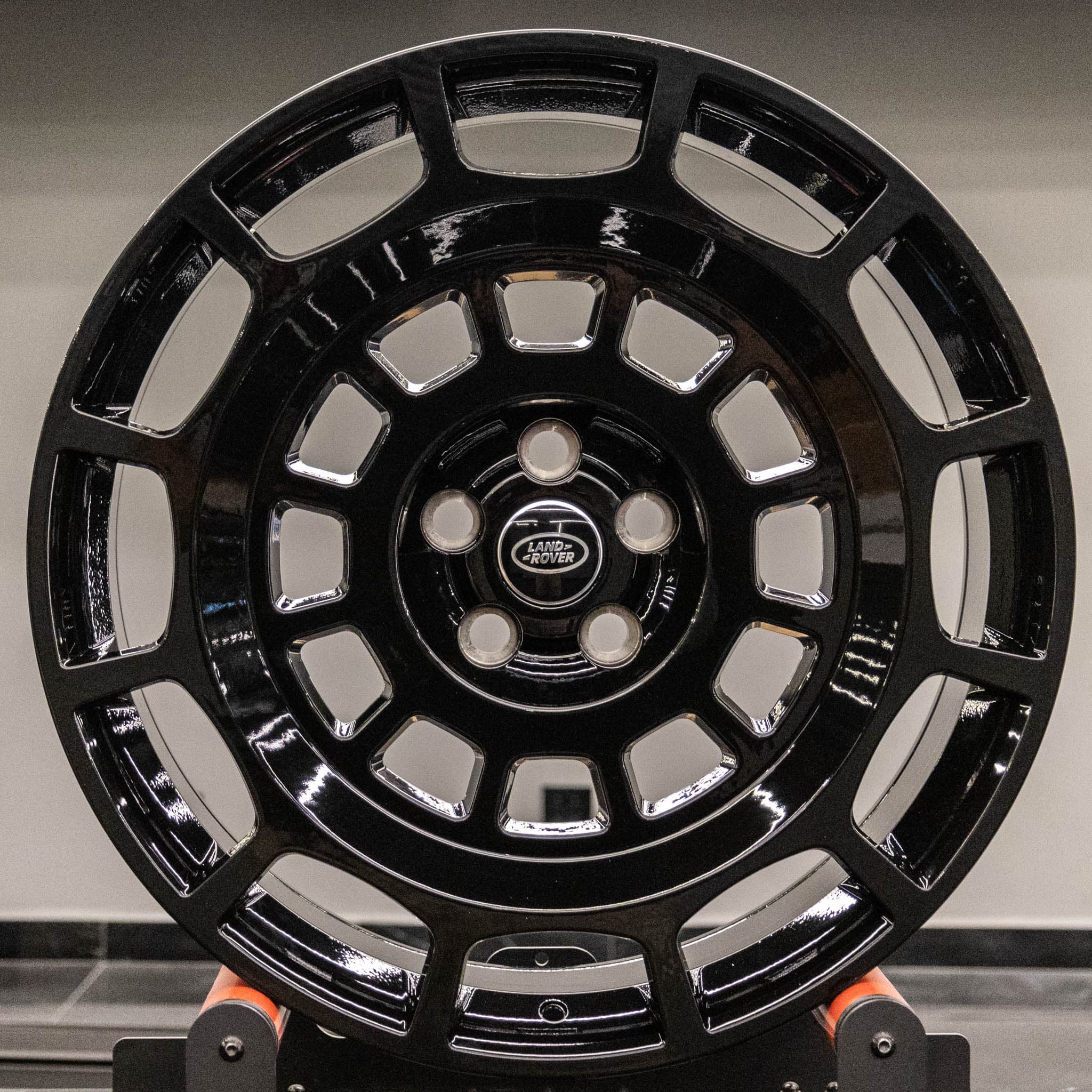 W7781 22" LAND ROVER 5X120