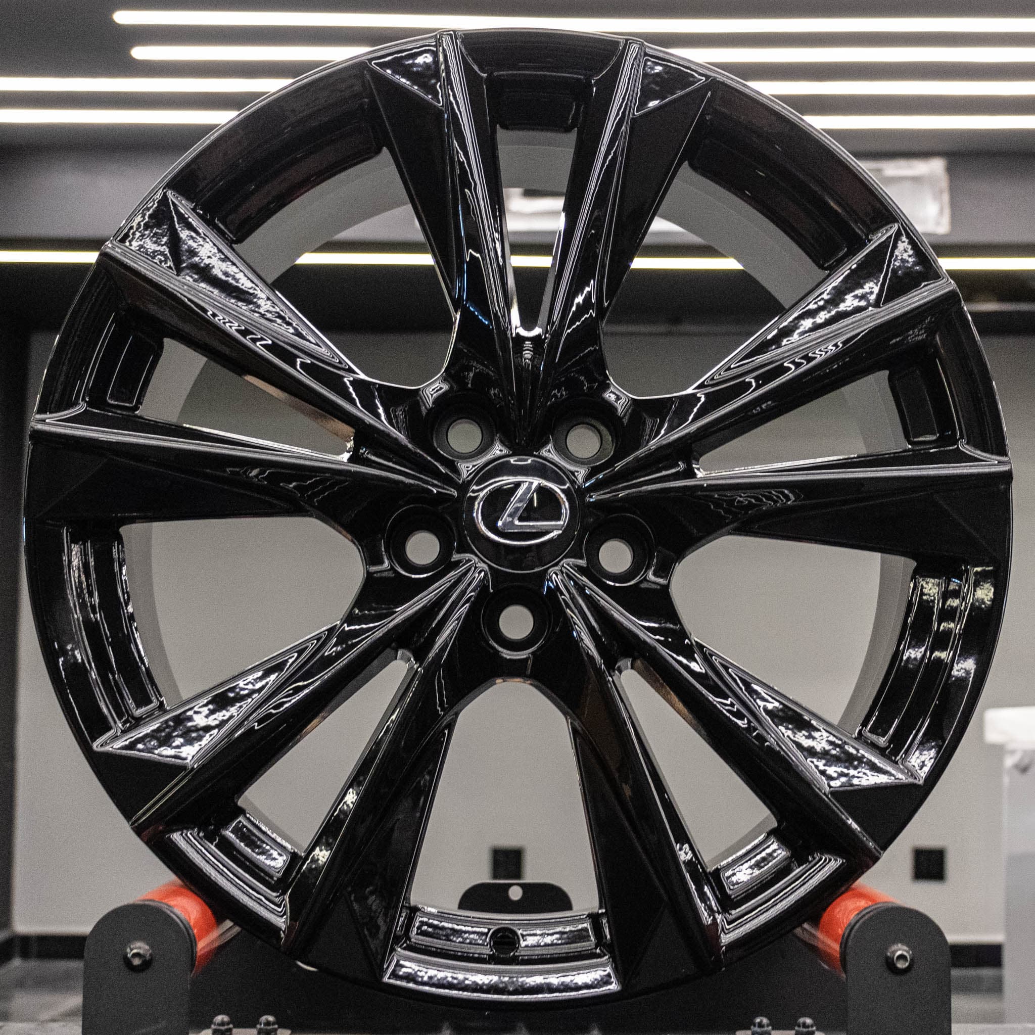 W225 17" LEXUS 5X114